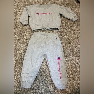 ❤️‍🔥LAST CHANCE PRICE❤️‍🔥 Champion | Toddler Gray Sweatpants & Sweatshirt Set